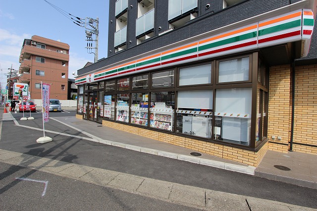 コンビニ　セブンイレブン下新城２丁目店（コンビニ）まで258m