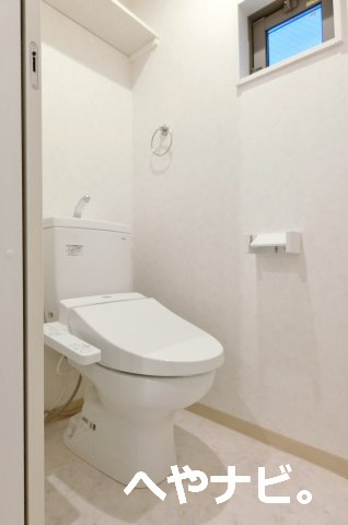 トイレ　※別号室写真です。