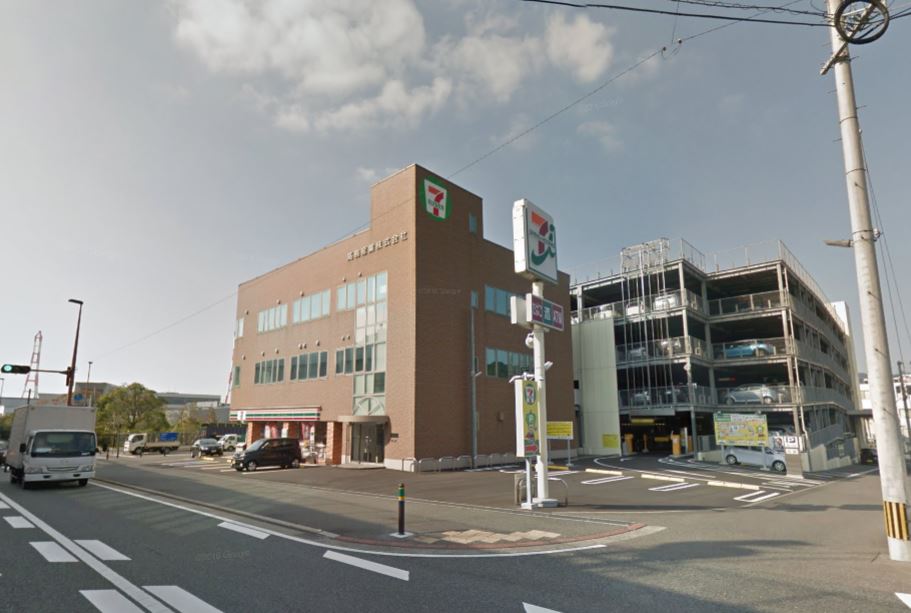 コンビニ　セブンイレブン 八幡黒崎城石店（コンビニ）まで374m
