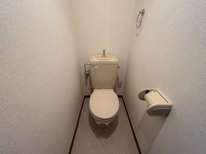 ラフィーネ南伊丹のトイレ写真