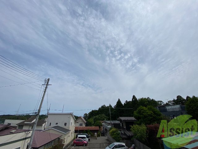 眺望　天気のいい日はベランダからの眺めが良さそうですね。