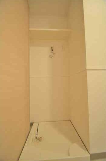 その他設備　洗濯機置場です　※参考写真です