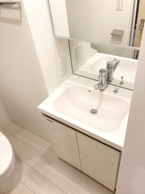 洗面設備　※写真は同タイプ住戸です。