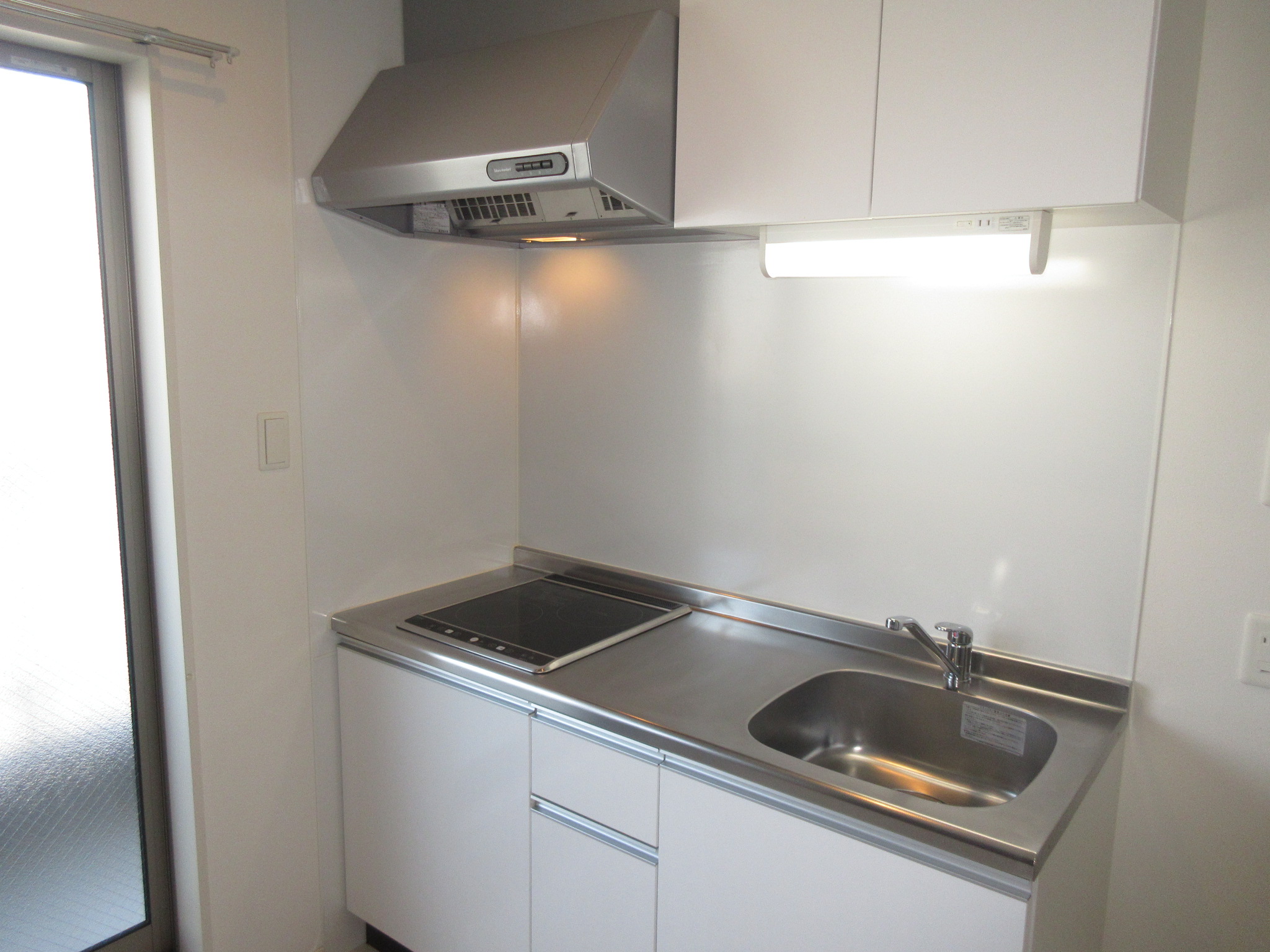 キッチン　同物件別部屋画像