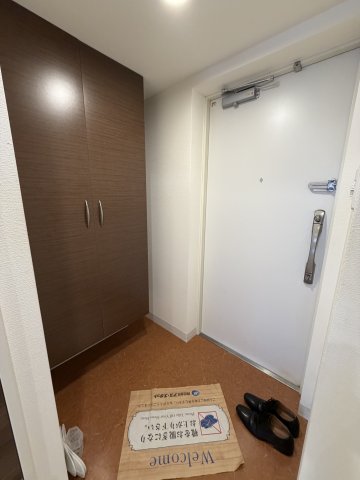 Luxe難波南の玄関写真