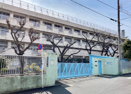 中学校　大田区立大森東中学校（中学校）まで406m