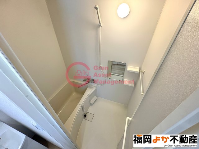 バス・シャワールーム　【福岡よか不動産】落ち着いた空間のお風呂です
