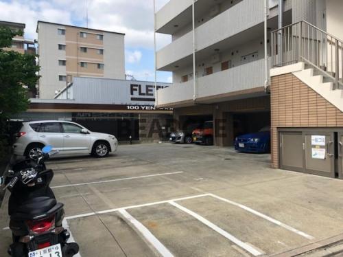 駐車場　カースペースがあります