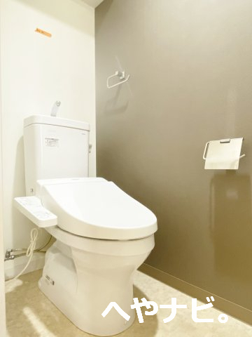 地下鉄東山線 伏見駅 徒歩5分 10階建 築11年のトイレ写真
