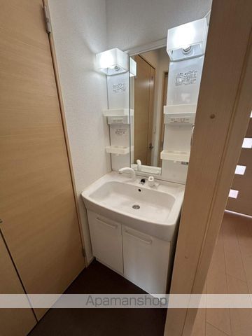 ＪＲ日豊本線 蓮ケ池駅 バス乗車時間：5分 最寄りバス停で下車 徒歩7分 2階建 築16年の内装写真
