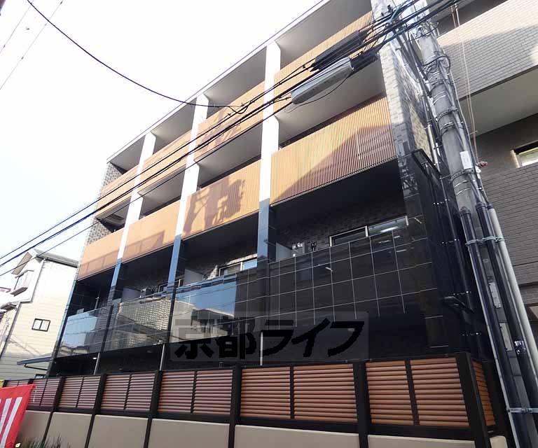 べラジオ四条壬生の外観写真