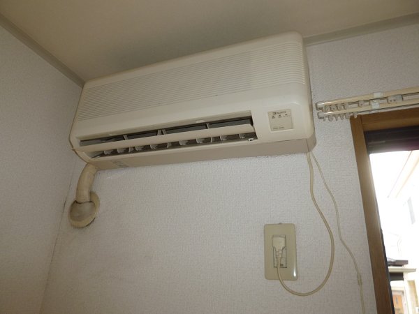 その他設備　エアコン※他号室の参考写真となります