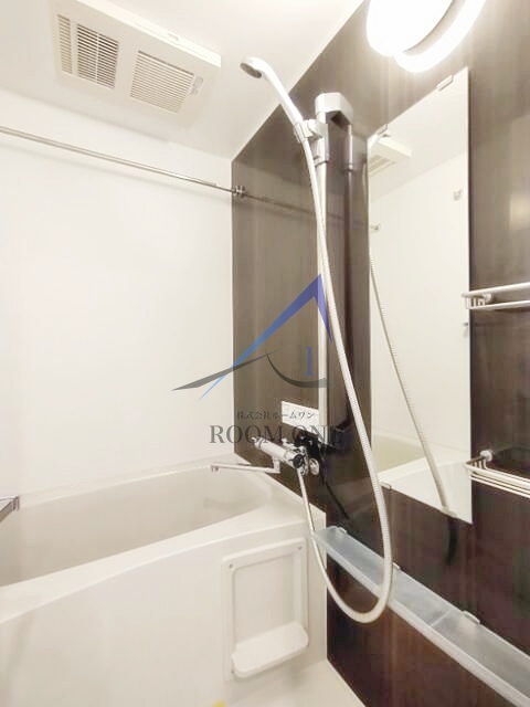 クレイシア秋葉原ラグゼスウィートの風呂写真