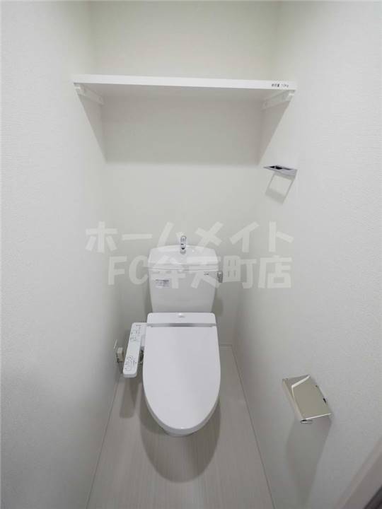 トイレ　落ち着いたトイレです