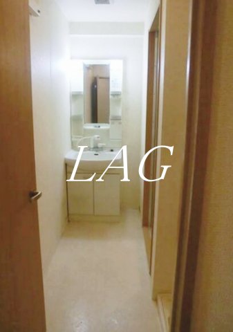 洗面設備　洗面台です。
