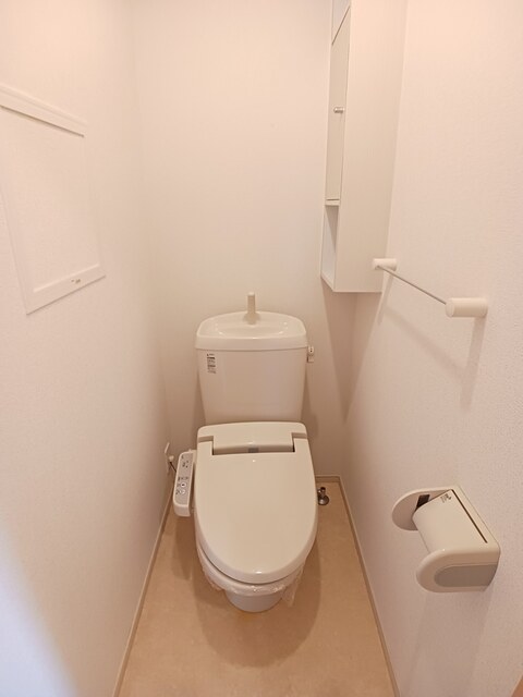 神戸電鉄三田線 田尾寺駅 徒歩29分 2階建 築15年のトイレ写真