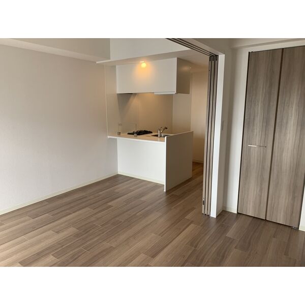 居室・リビング　写真は同マンションの別のお部屋のものです