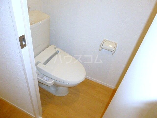 ＪＲ常磐線 馬橋駅 徒歩8分 2階建 築14年のトイレ写真