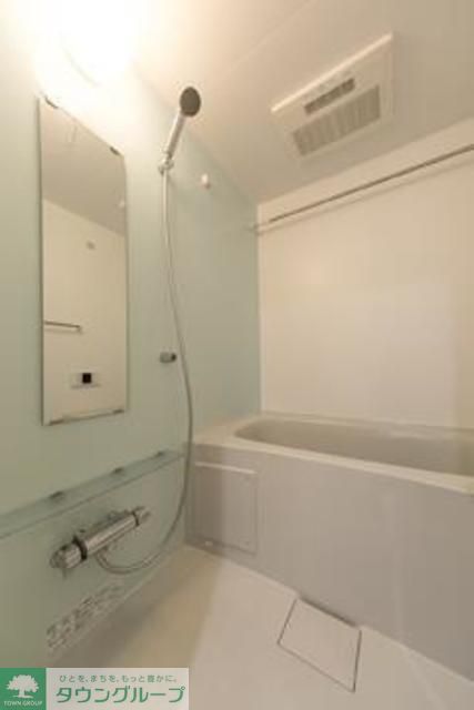 バス・シャワールーム　※写真は同タイプ住戸です。