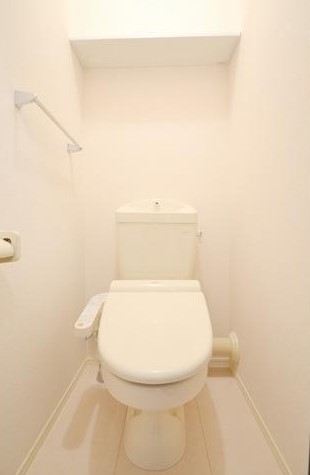 トイレ　別のお部屋の写真です