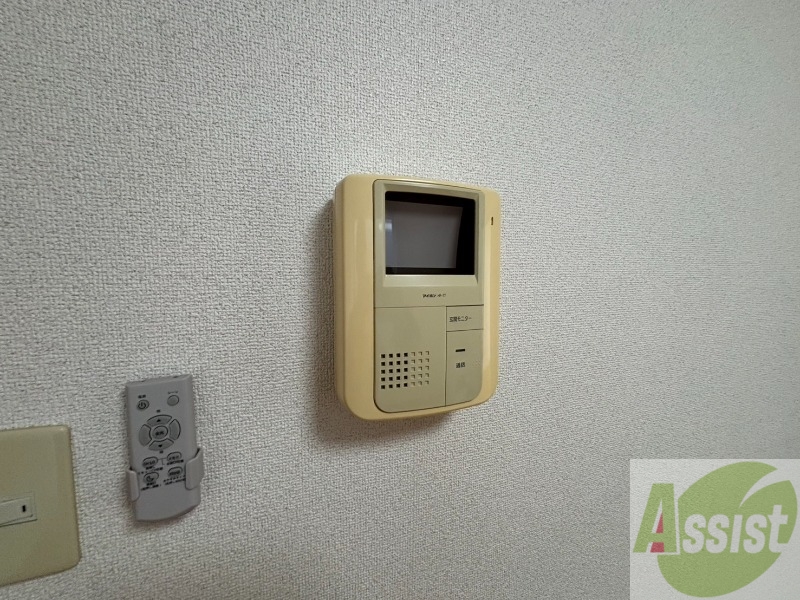 セキュリティ　インターホンで来客確認ができます。安心ですね。