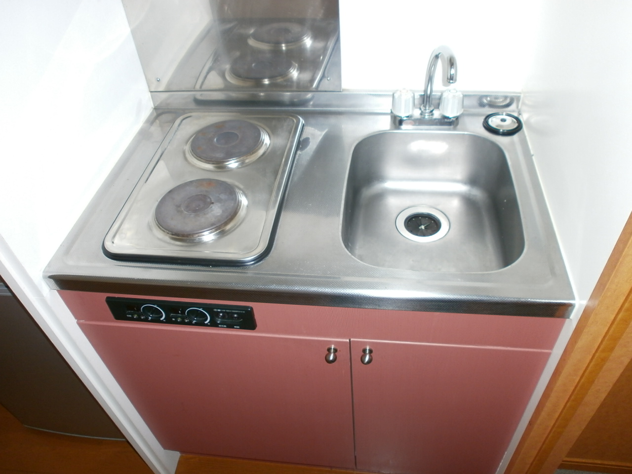 キッチン　電気コンロ２口