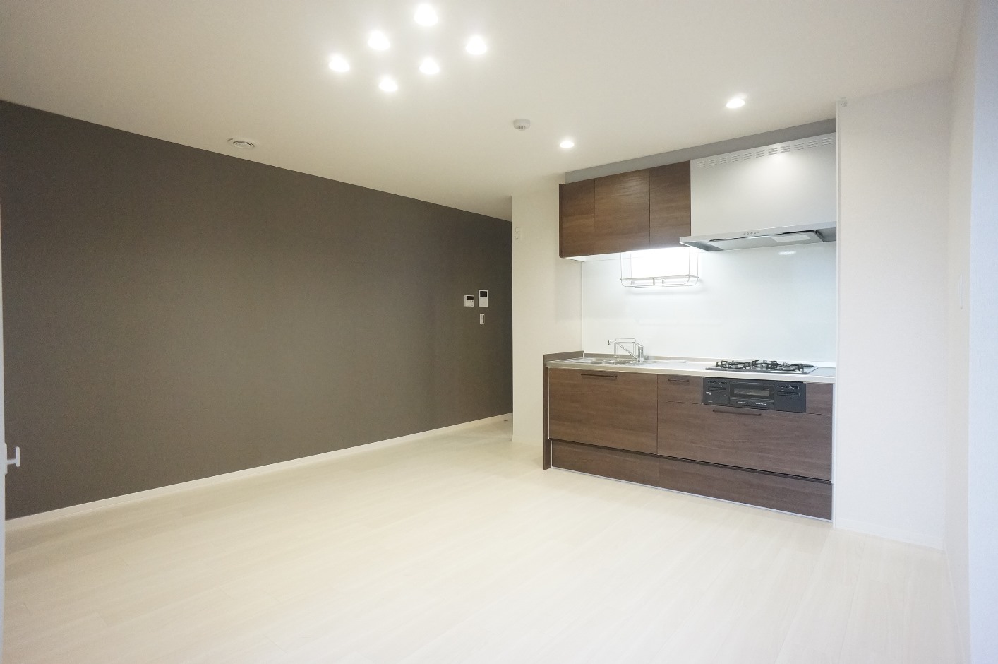 キッチン　グリル付３口ガスコンロシステムキッチン～都市ガス仕様！