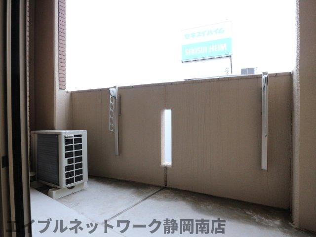 ＪＲ東海道本線 静岡駅 バス乗車時間：1分 最寄りバス停で下車 徒歩1分 9階建 築12年の内装写真