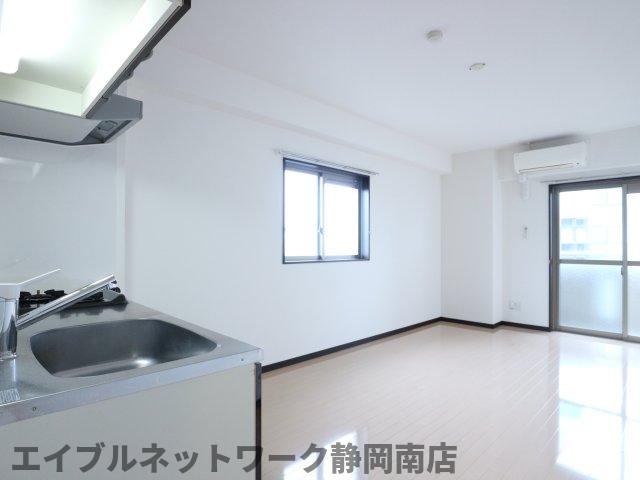 ＪＲ東海道本線 静岡駅 バス乗車時間：1分 最寄りバス停で下車 徒歩1分 9階建 築12年のその他写真