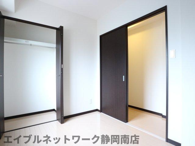 ＪＲ東海道本線 静岡駅 バス乗車時間：1分 最寄りバス停で下車 徒歩1分 9階建 築12年の内装写真