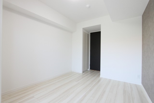 居室・リビング　室内