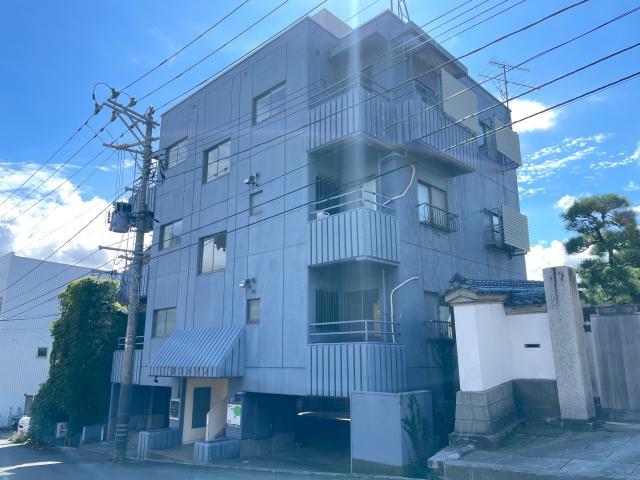 【信興ハイツ旭町の建物外観】