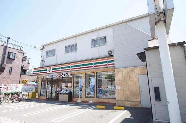 【尼崎市杭瀬本町のマンションのコンビニ】