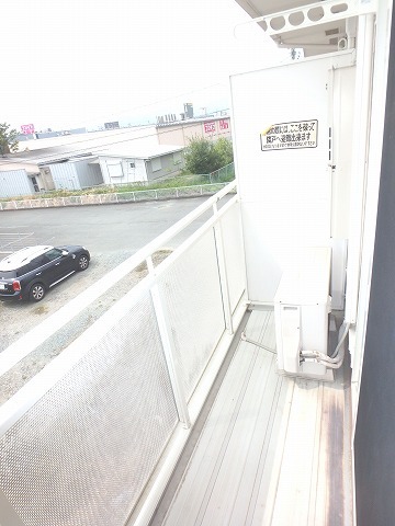 バルコニー　南東向きで日当たり良好♪