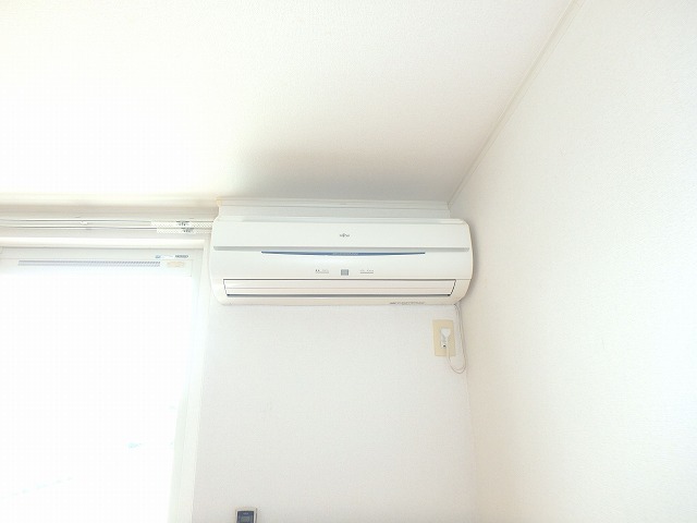 その他設備　エアコン付きで夏も冬も快適♪