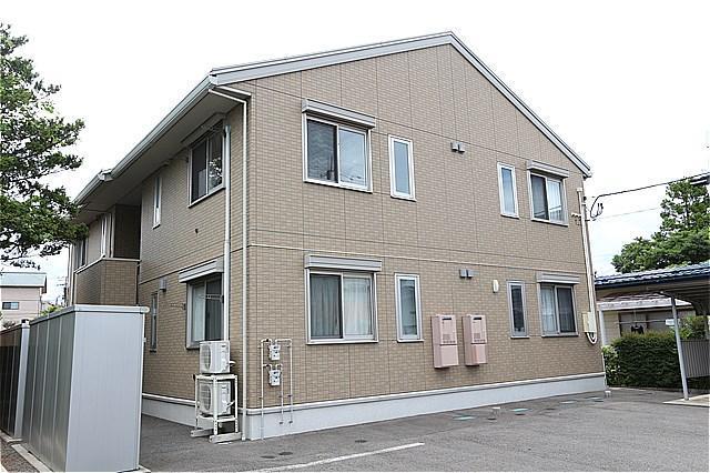 コートビレッジ新屋の建物外観