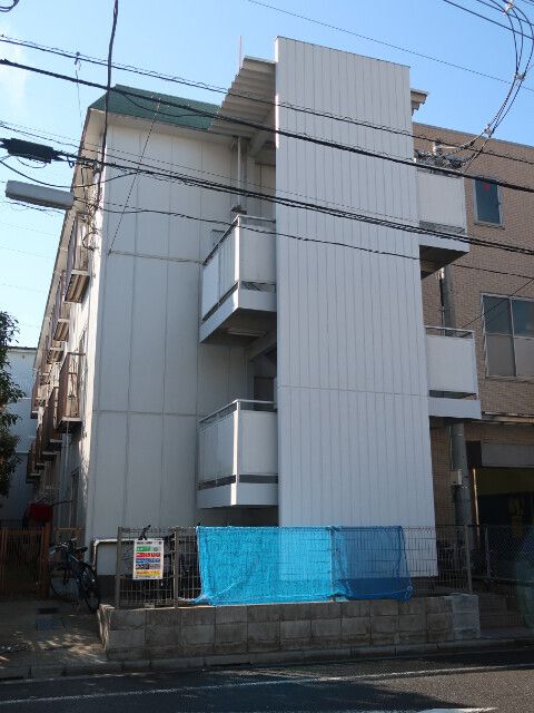 【池田ビルの建物外観】