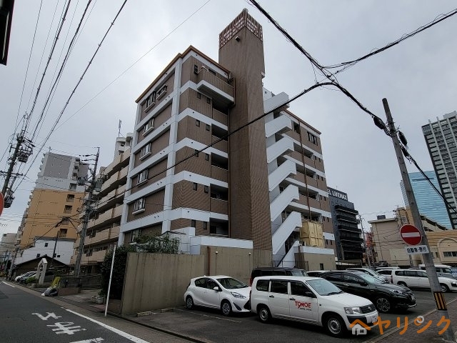 【モナティス那古野の建物外観】