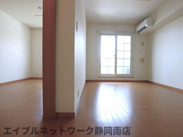 居室・リビング　使いやすいリビングです