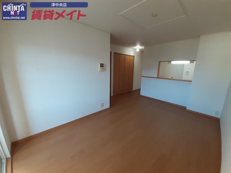 居室・リビング　同タイプの部屋写真です