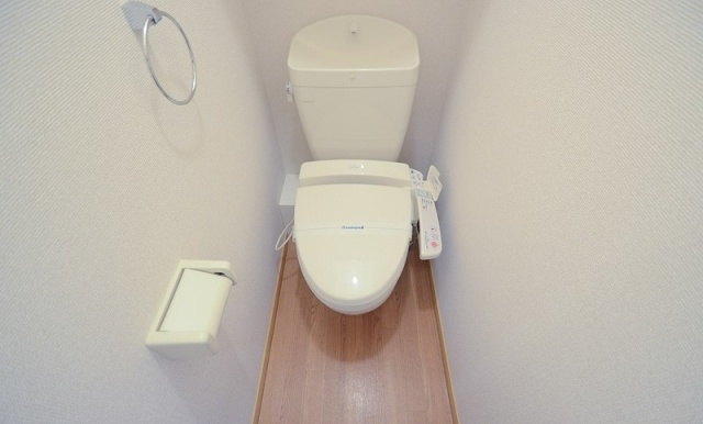 トイレ　同物件別号室