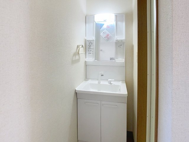 洗面設備　現況が相違する場合は現況を優先致します。2025年11月撮影