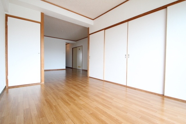 居室・リビング　別号室の写真です