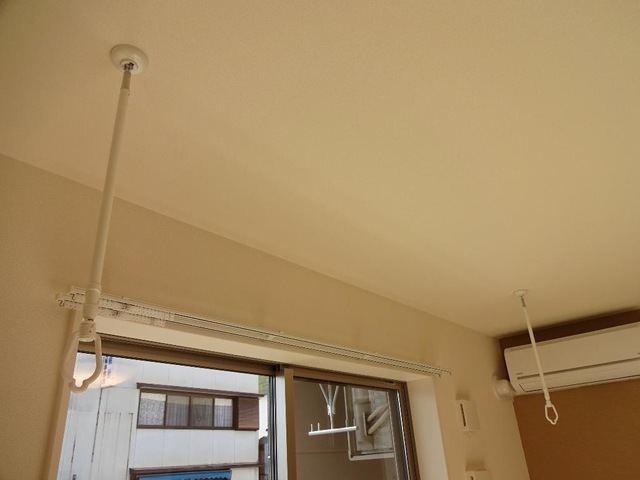 その他設備　室内物干し