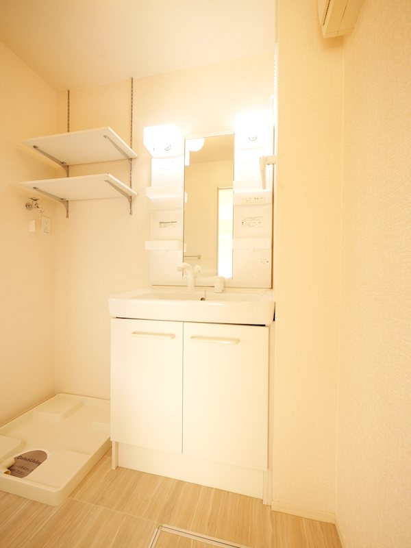 洗面設備　シャンプードレッサー