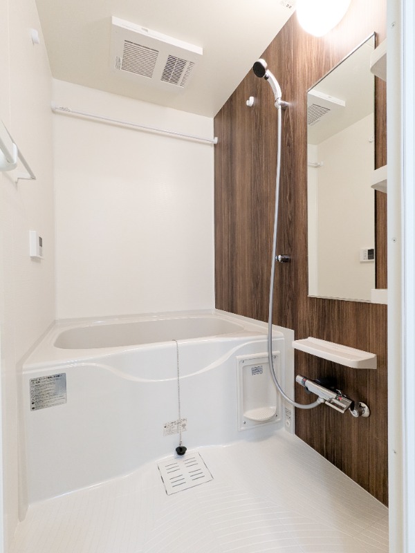 バス・シャワールーム　図面と現状に相違がある場合には現状を優先