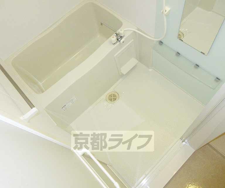 バス・シャワールーム　リラックスできるバスルーム・