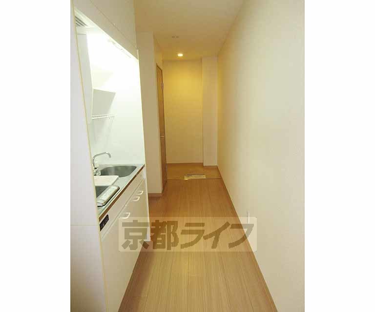 その他部屋・スペース　幅のある広い廊下です・