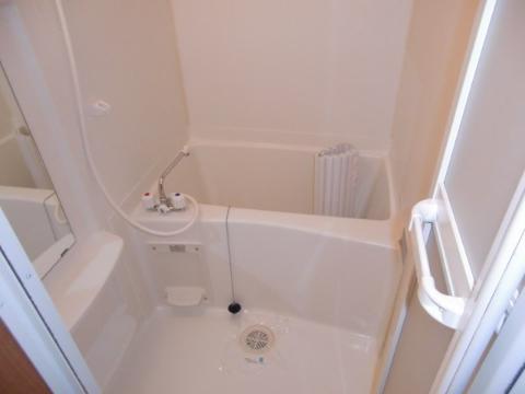 ヴェルジェ　バス・シャワールーム　バス