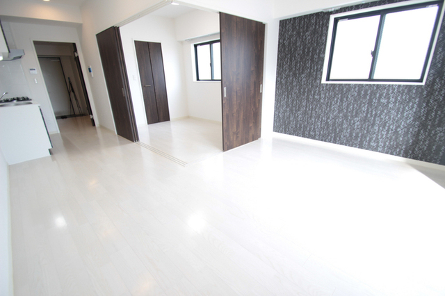 居室・リビング　明るいリビング！